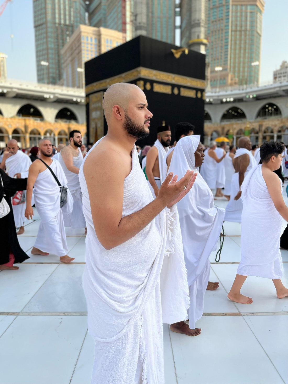 How to Wear Ihram: Step-by-Step Guide for Men, Women & Children